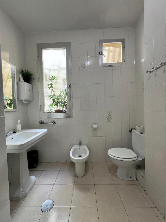 Hostal Conde De Alba 马德里 外观 照片