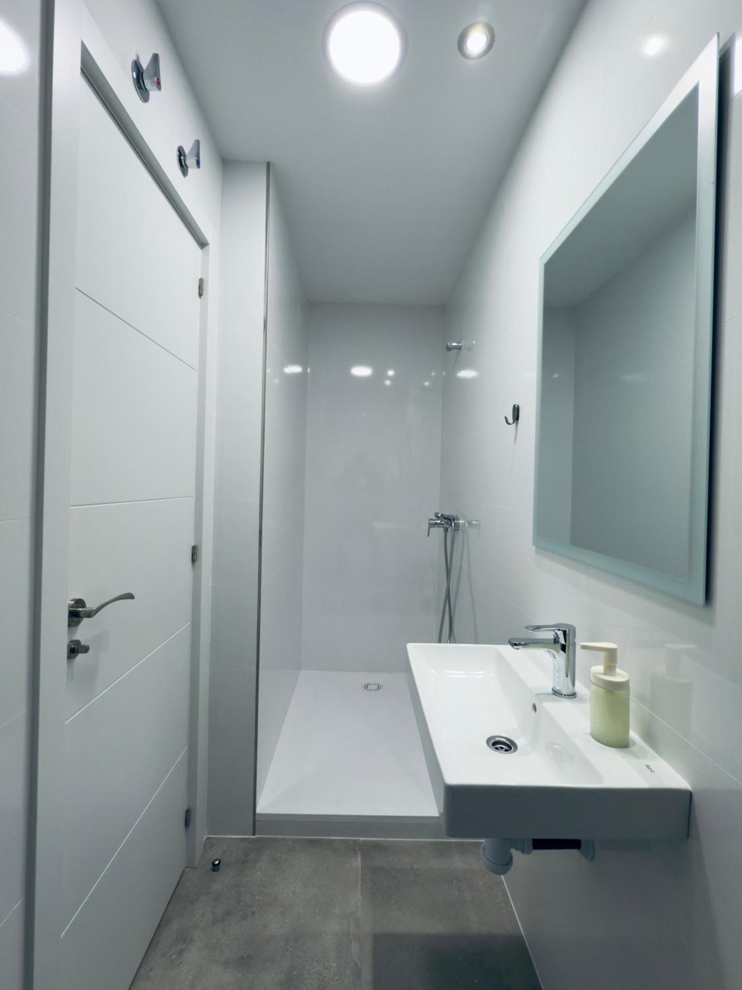 Hostal Conde De Alba 马德里 外观 照片
