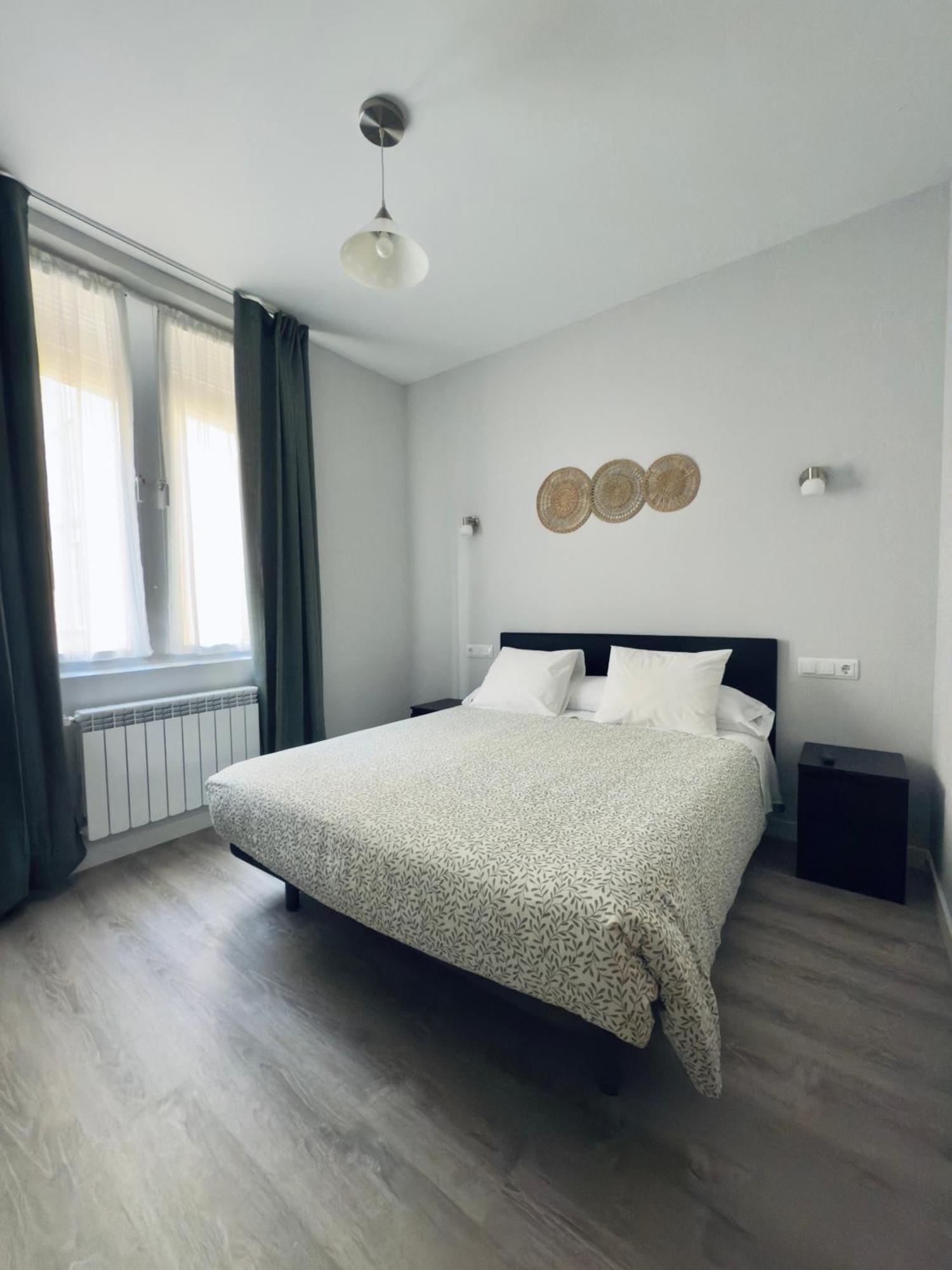Hostal Conde De Alba 马德里 外观 照片